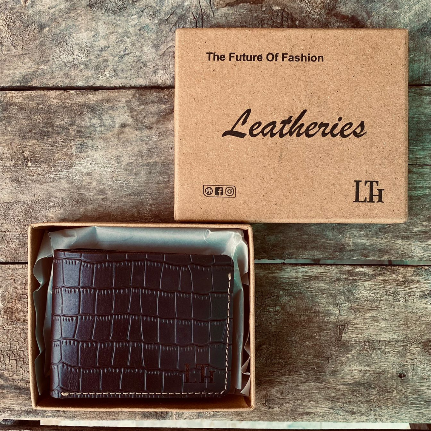 Croco Handmade leather wallet for men.